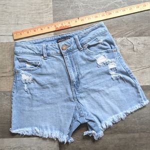 Sincerely Jules Distressed Denim Shorts. High rise. Size 3 /26 inch waist